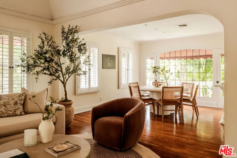 6750 Wedgewood Place Los Angeles, CA 90068