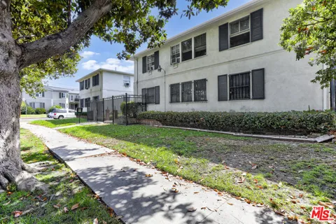 1200 S Citrus Avenue #6