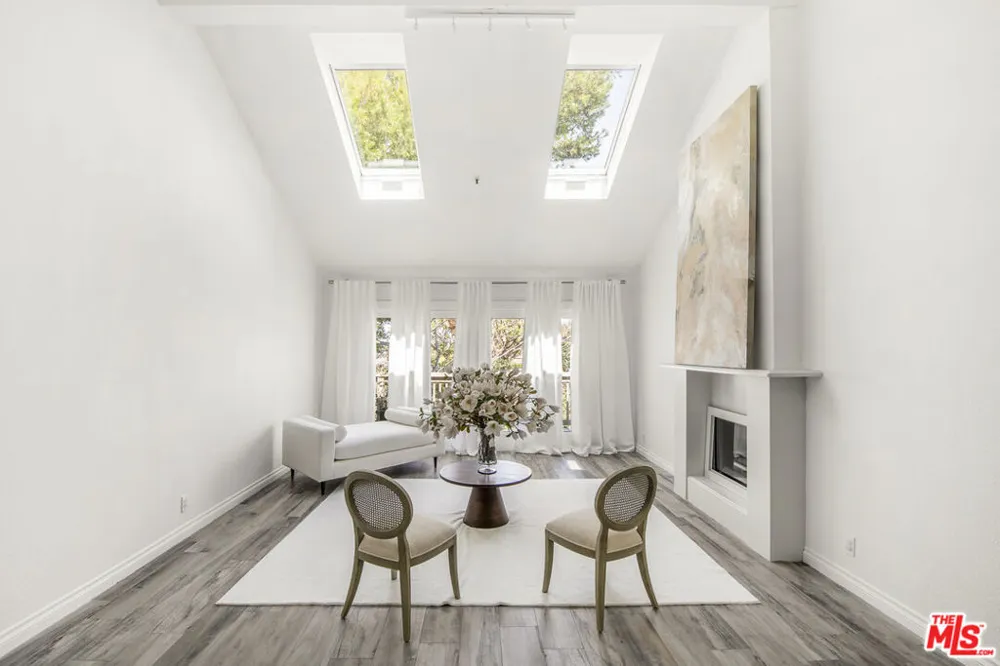 38 Sea Island Drive Newport Beach, CA 92660