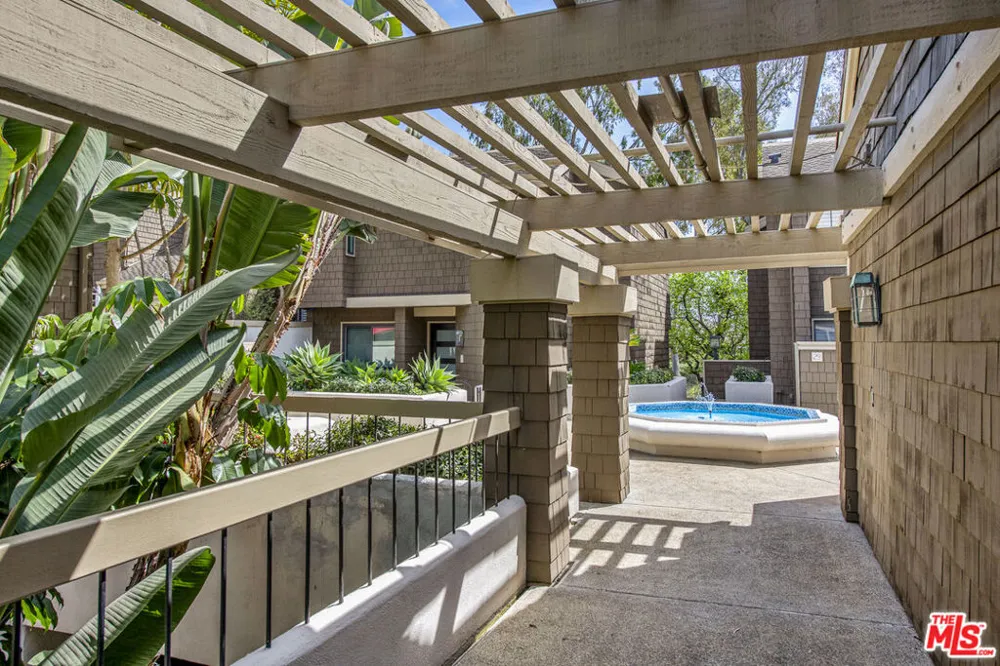 38 Sea Island Drive Newport Beach, CA 92660