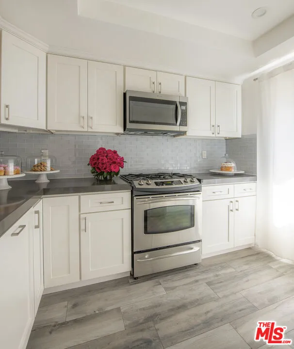 38 Sea Island Drive Newport Beach, CA 92660