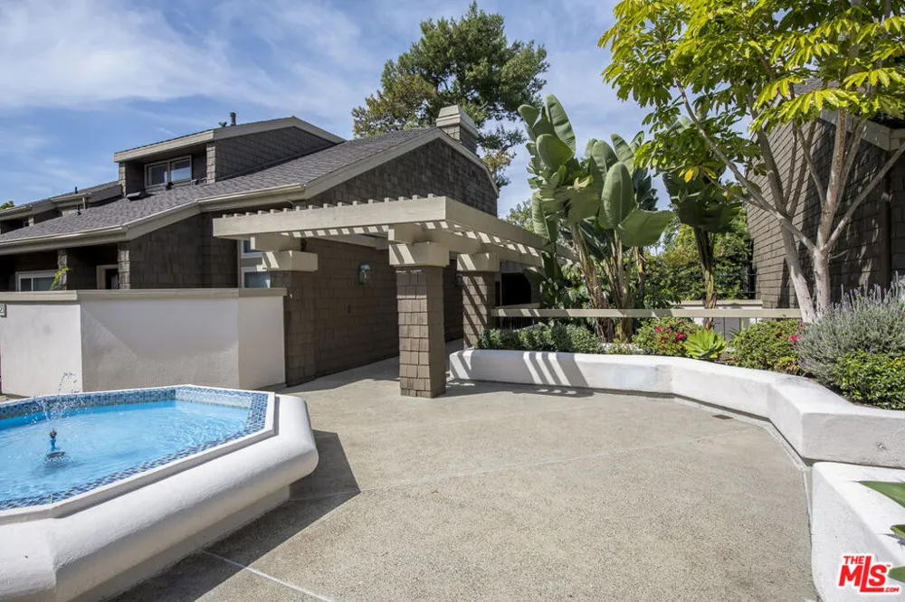 38 Sea Island Drive Newport Beach, CA 92660
