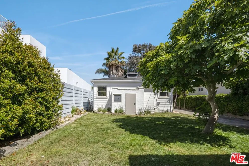 935 Indiana Avenue Venice, CA 90291