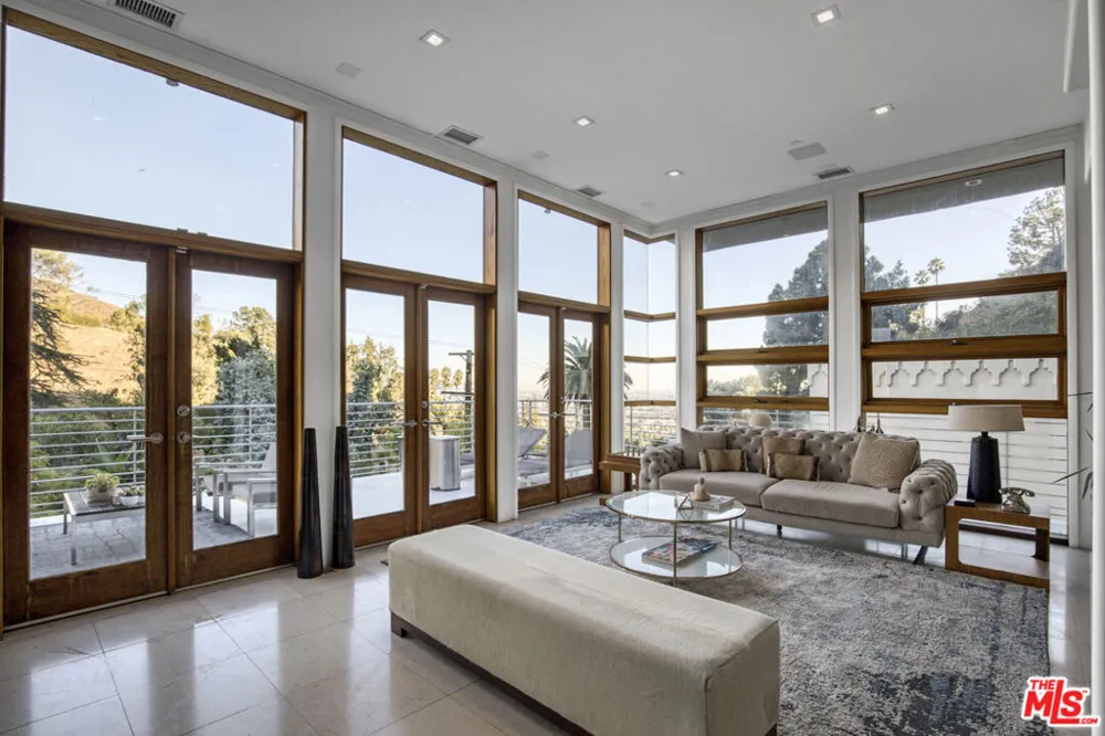 1929 Curson Place Los Angeles, CA 90046