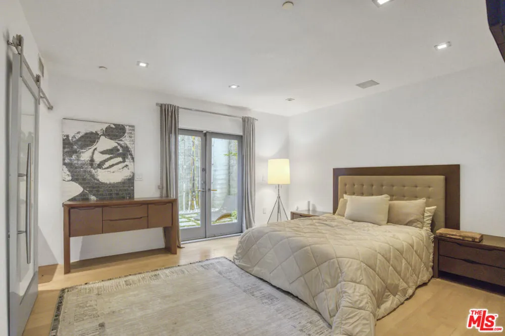 1929 Curson Place Los Angeles, CA 90046