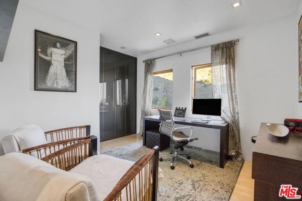 1929 Curson Place Los Angeles, CA 90046