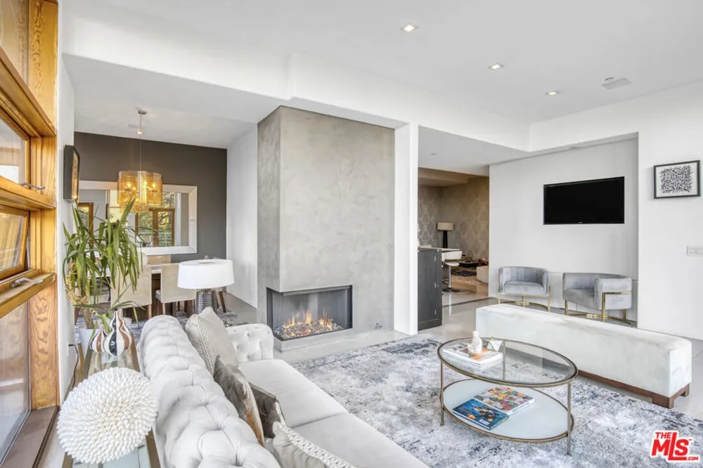1929 Curson Place Los Angeles, CA 90046