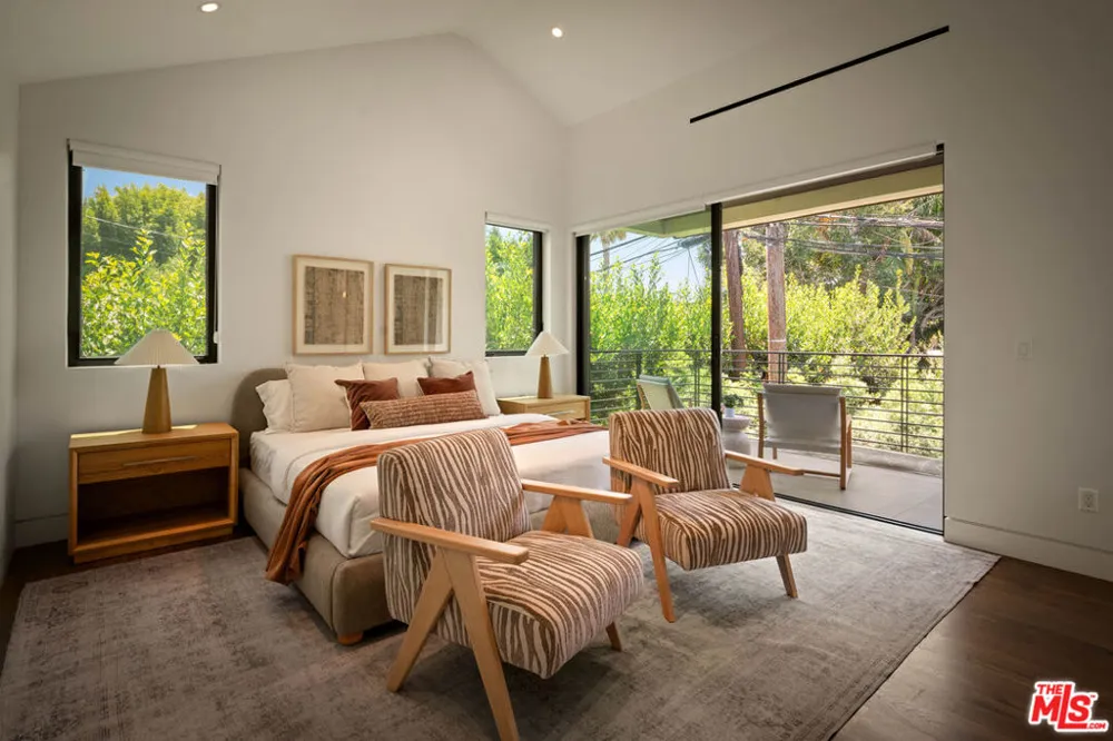 527 Norwich Drive West Hollywood, CA 90048
