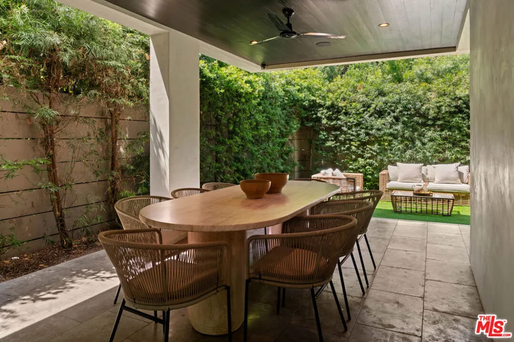 527 Norwich Drive West Hollywood, CA 90048