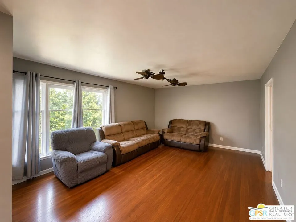 5634 Clemson Street Los Angeles, CA 90016