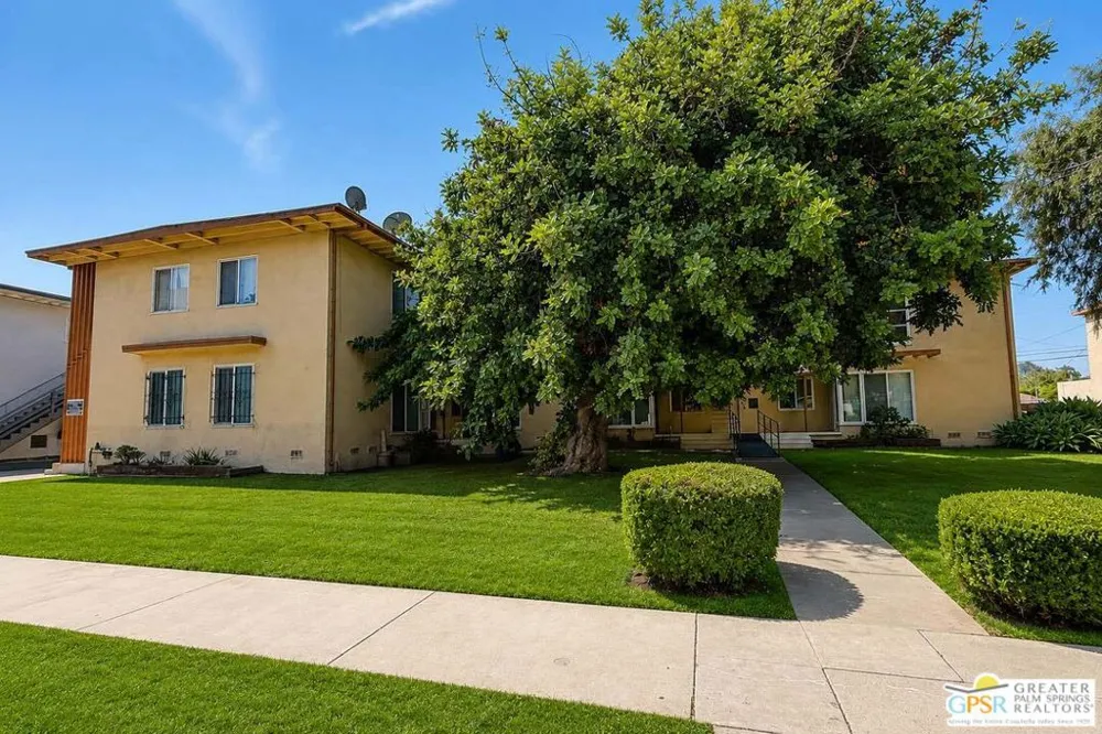 5634 Clemson Street Los Angeles, CA 90016