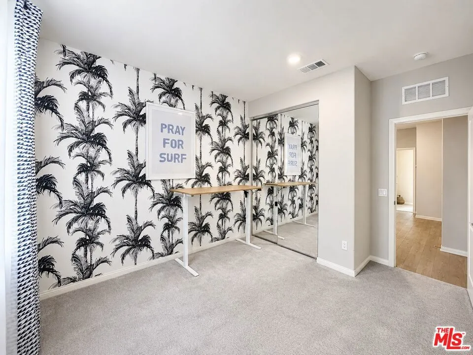 751 Daniel Freeman Circle Inglewood, CA 90301