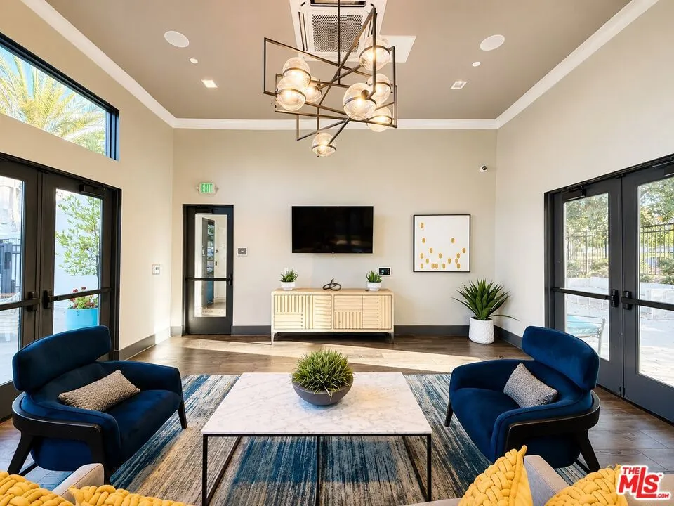751 Daniel Freeman Circle Inglewood, CA 90301