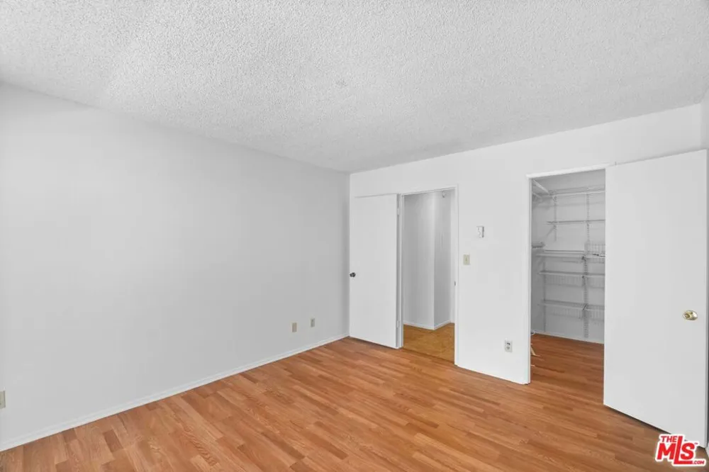 4900 Overland Avenue #183 Culver City, CA 90230