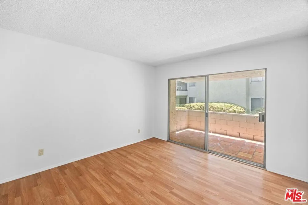 4900 Overland Avenue #183 Culver City, CA 90230