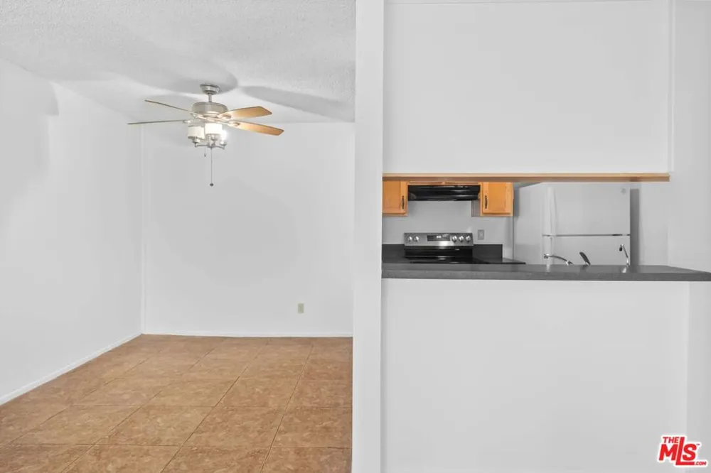 4900 Overland Avenue #183 Culver City, CA 90230