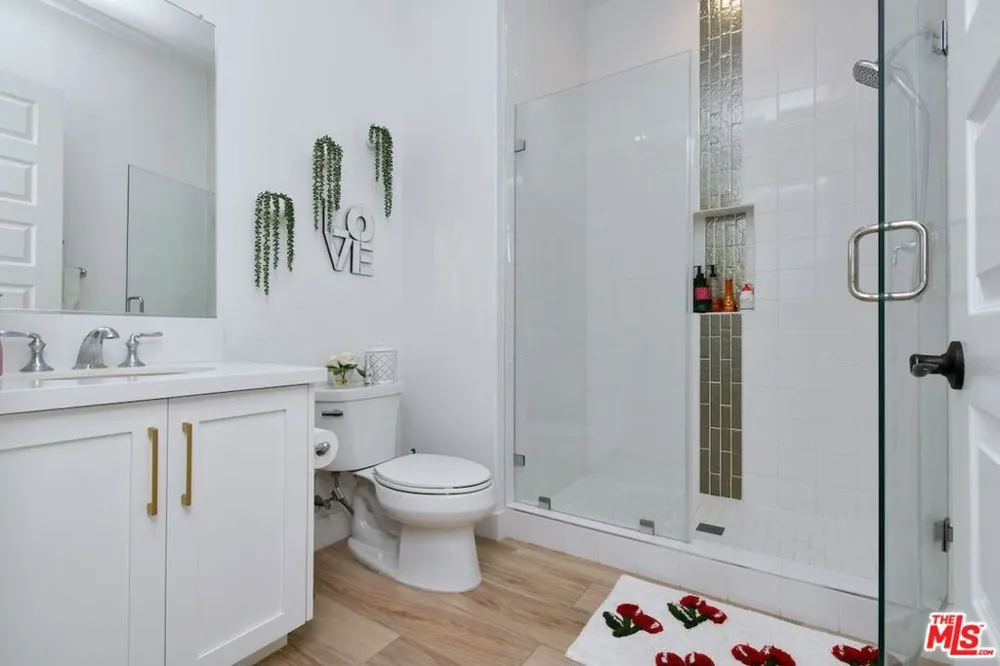 20779 W Liana Court Porter Ranch, CA 91326