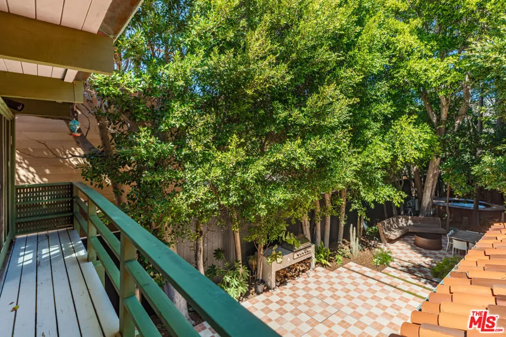23441 Malibu Colony Road Malibu, CA 90265