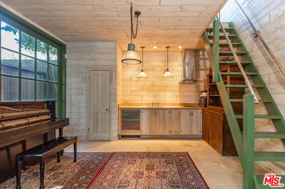 23441 Malibu Colony Road Malibu, CA 90265