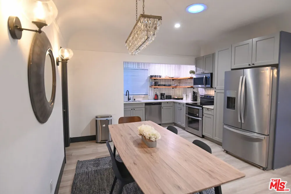 1019 Orange Grove Avenue West Hollywood, CA 90046