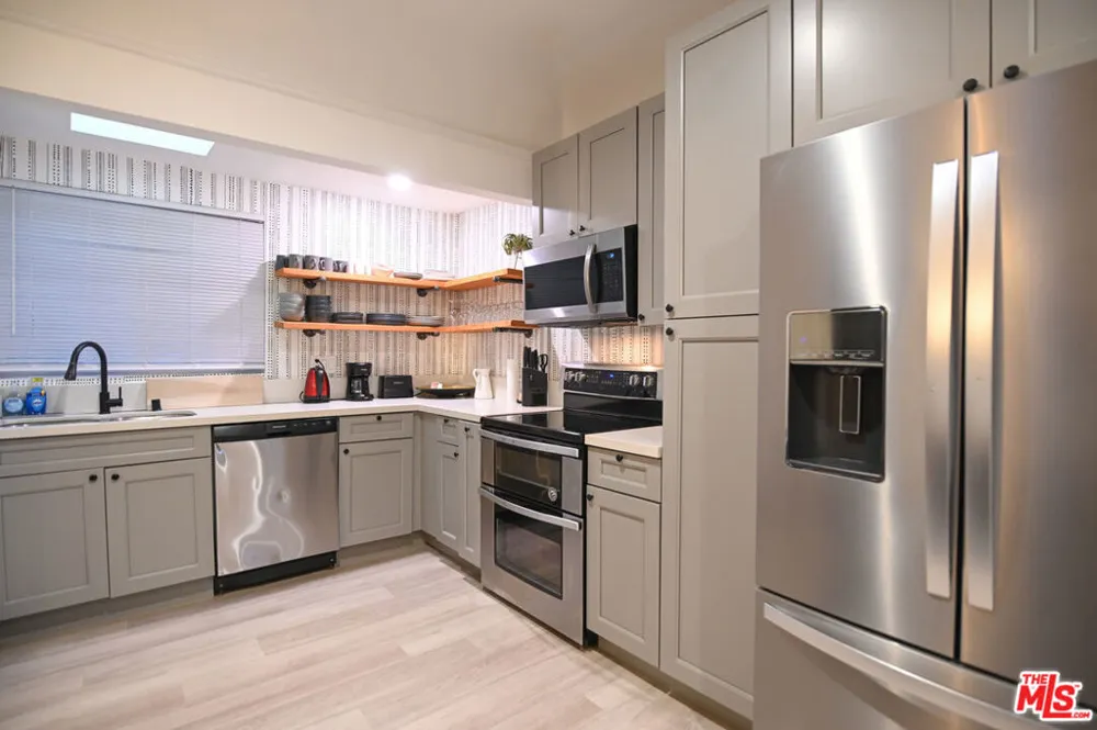 1019 Orange Grove Avenue West Hollywood, CA 90046