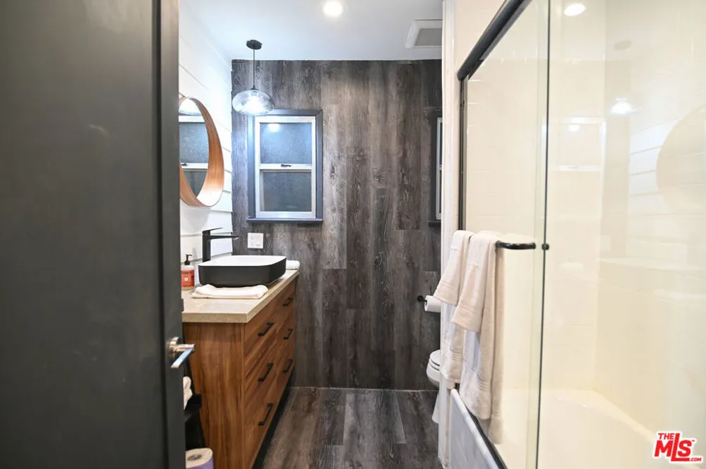 1019 Orange Grove Avenue West Hollywood, CA 90046