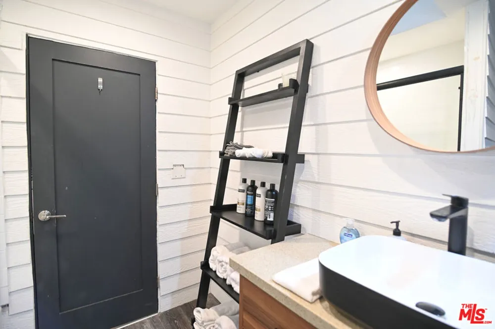 1019 Orange Grove Avenue West Hollywood, CA 90046