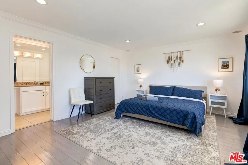 3201 Bonnie Hill Drive Los Angeles, CA 90068