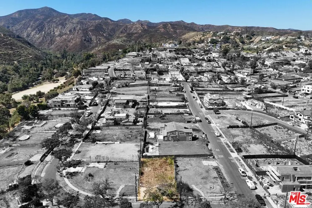 15407 Albright Street Pacific Palisades, CA 90272