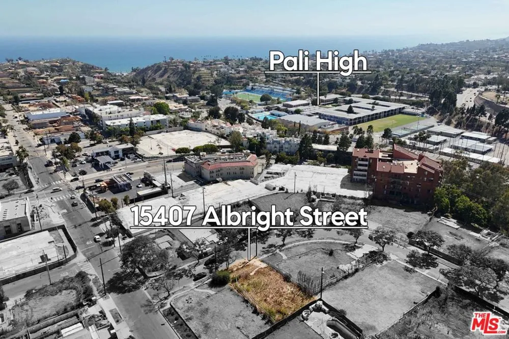 15407 Albright Street Pacific Palisades, CA 90272