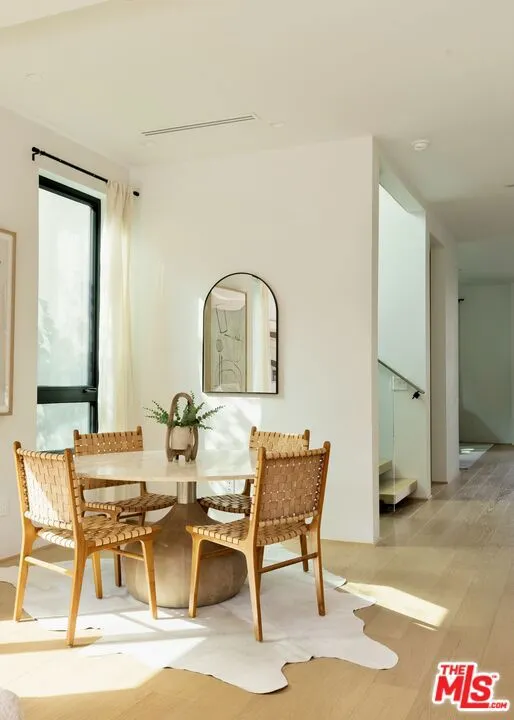 9064 Harland Avenue West Hollywood, CA 90069