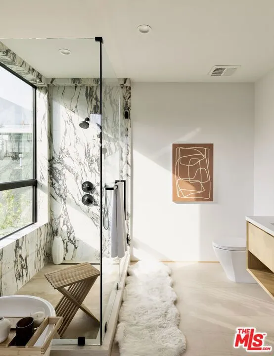 9064 Harland Avenue West Hollywood, CA 90069