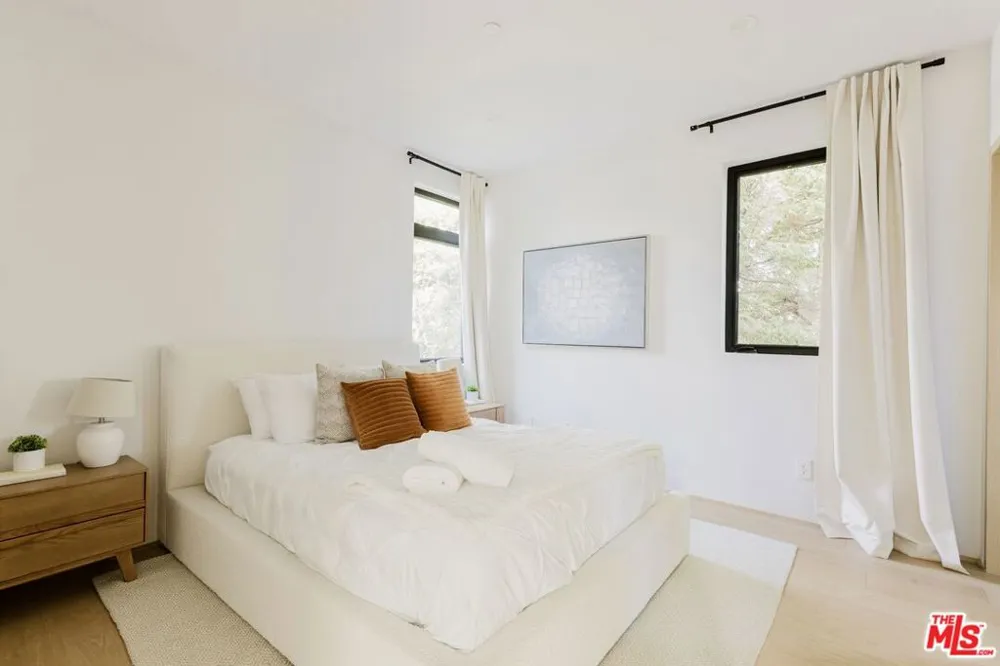 9064 Harland Avenue West Hollywood, CA 90069