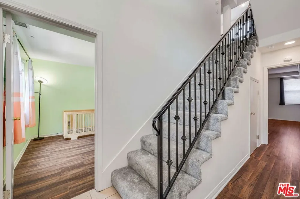 10924 Bloomfield Street #7 Los Angeles, CA 91602