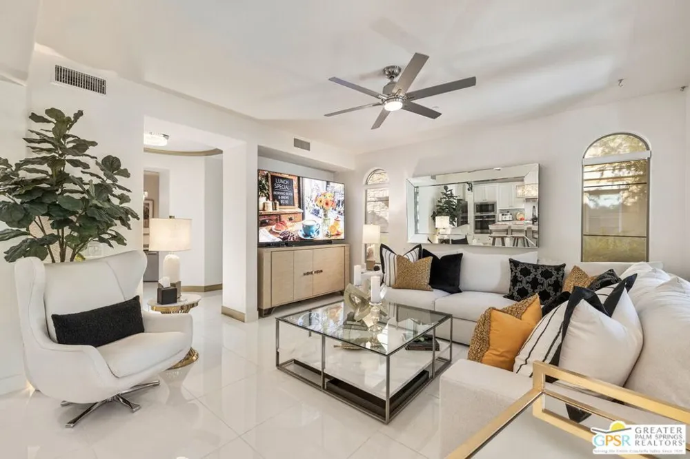 3246 Via Giorna Palm Desert, CA 92260