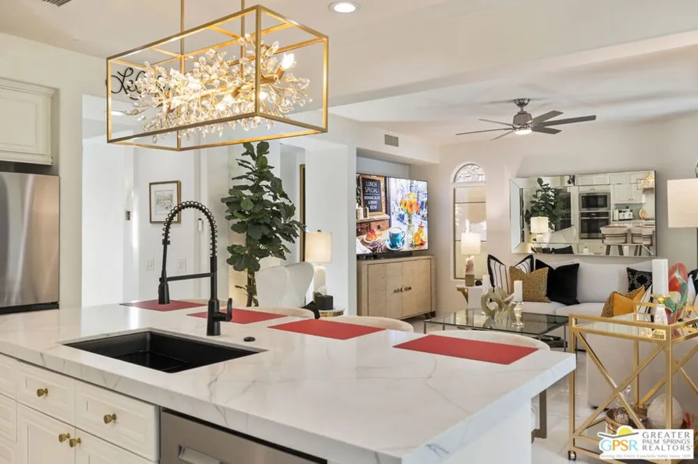 3246 Via Giorna Palm Desert, CA 92260