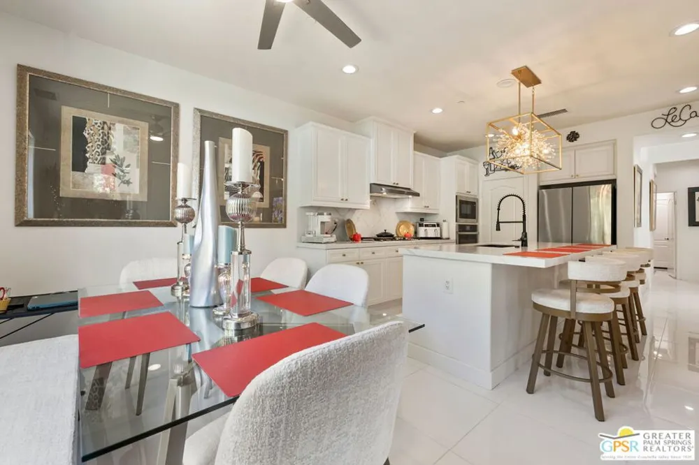 3246 Via Giorna Palm Desert, CA 92260