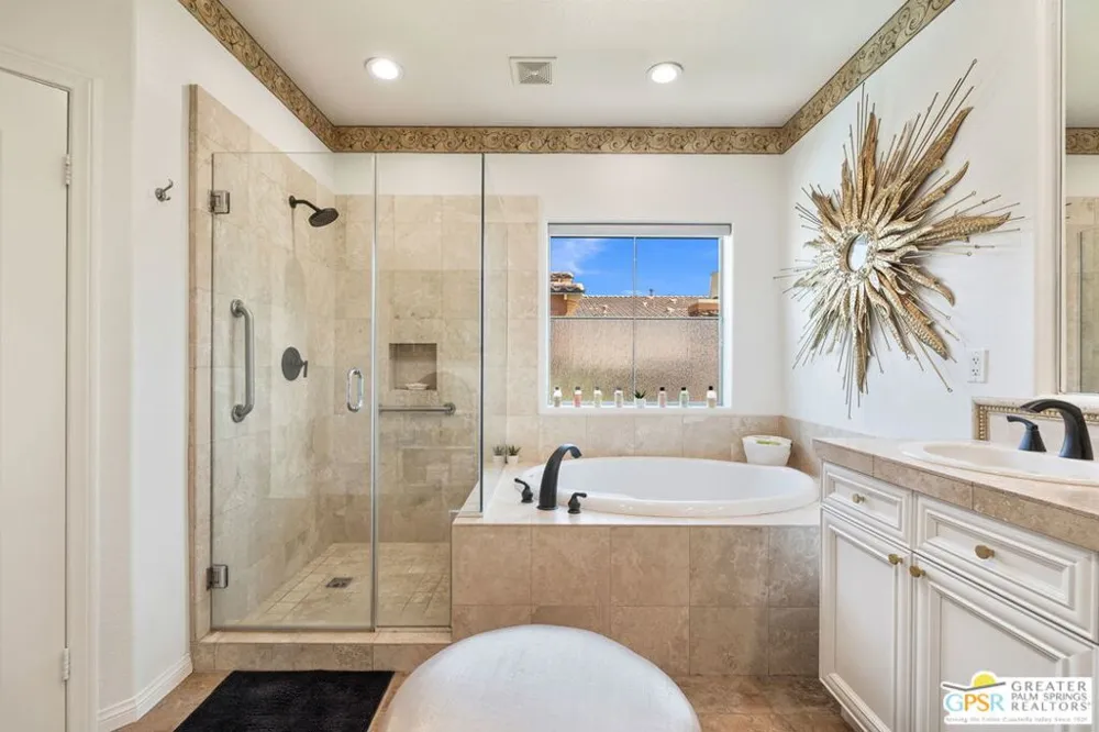 3246 Via Giorna Palm Desert, CA 92260