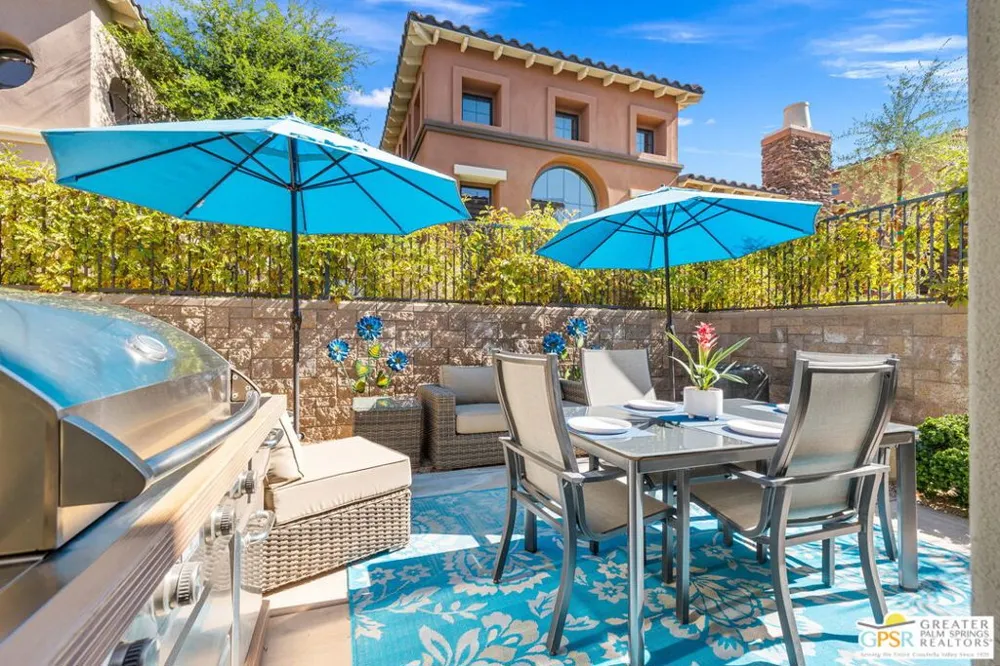 3246 Via Giorna Palm Desert, CA 92260
