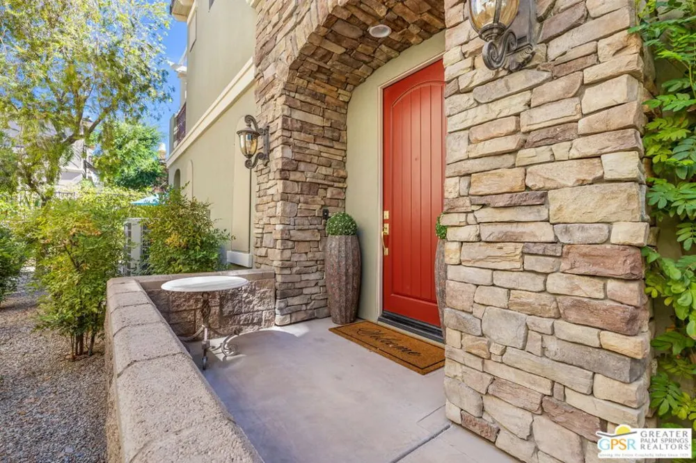 3246 Via Giorna Palm Desert, CA 92260
