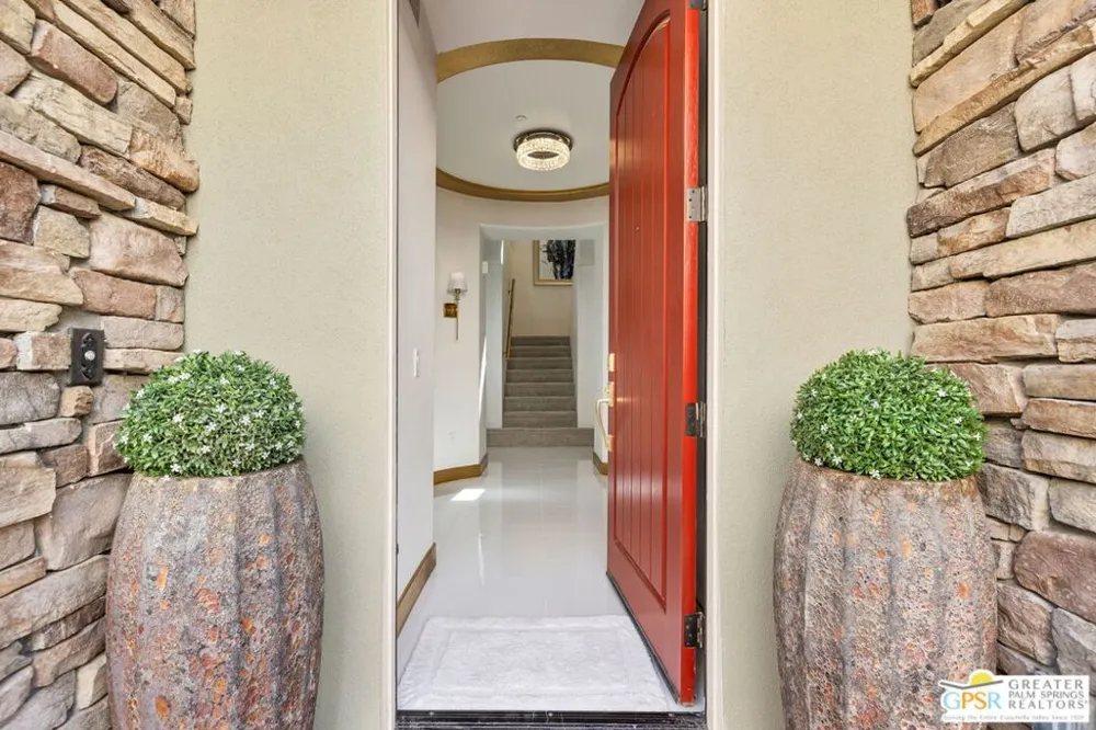 3246 Via Giorna Palm Desert, CA 92260