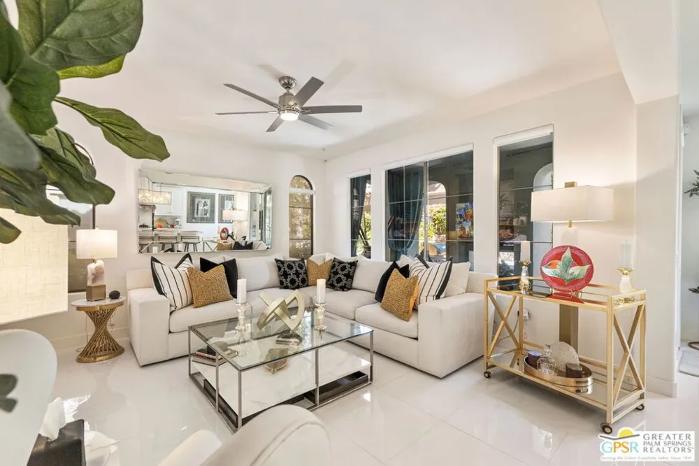 3246 Via Giorna Palm Desert, CA 92260