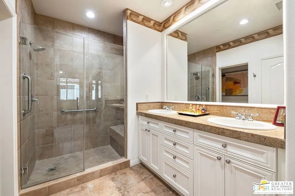 3246 Via Giorna Palm Desert, CA 92260