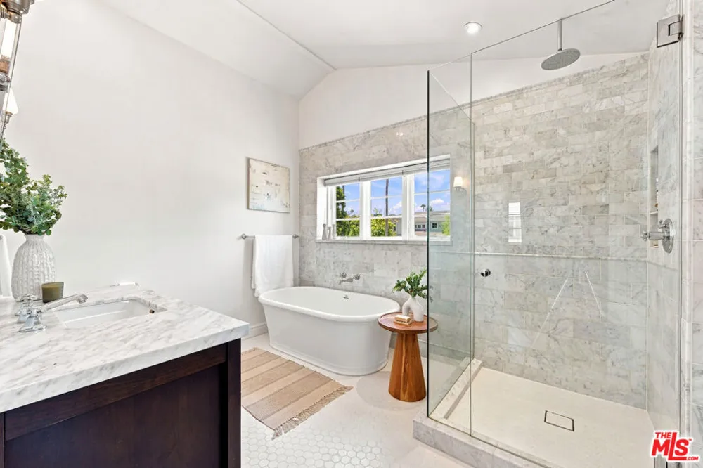 2900 Clune Avenue Los Angeles, CA 90291