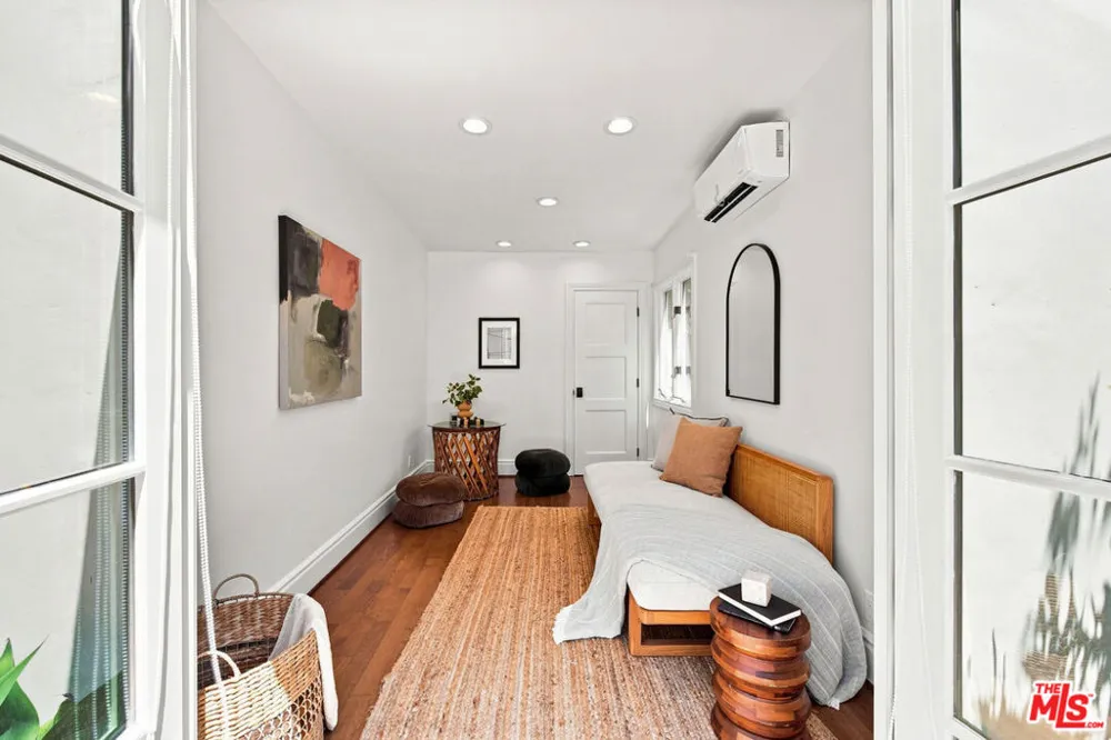 2900 Clune Avenue Los Angeles, CA 90291