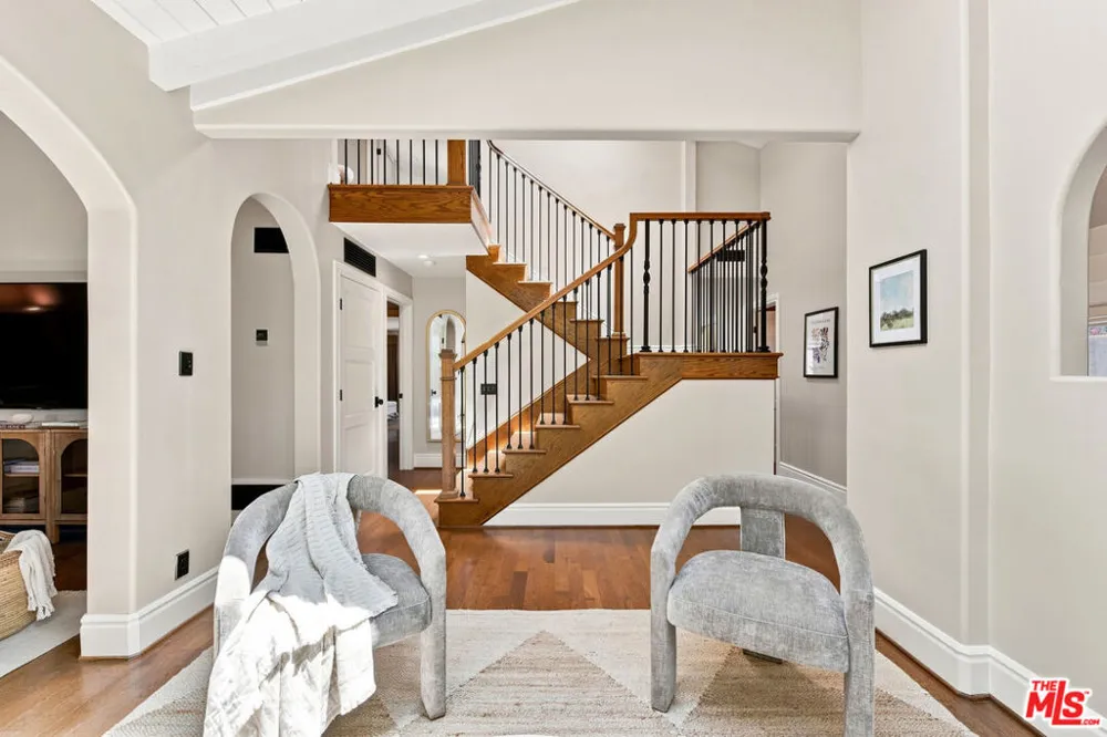 2900 Clune Avenue Los Angeles, CA 90291