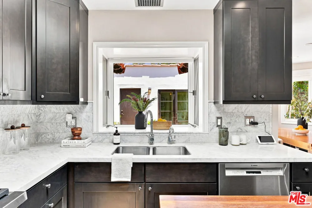 2900 Clune Avenue Los Angeles, CA 90291
