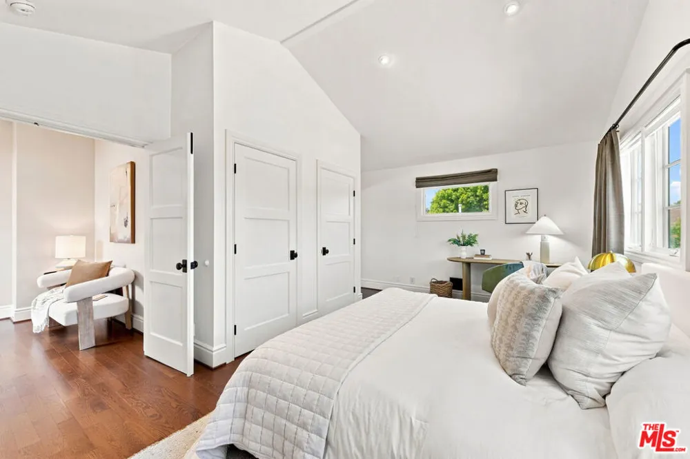 2900 Clune Avenue Los Angeles, CA 90291
