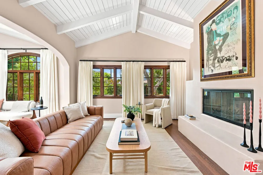 2900 Clune Avenue Los Angeles, CA 90291