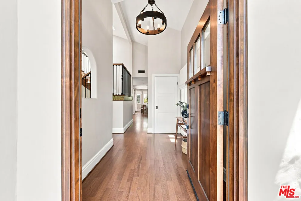 2900 Clune Avenue Los Angeles, CA 90291